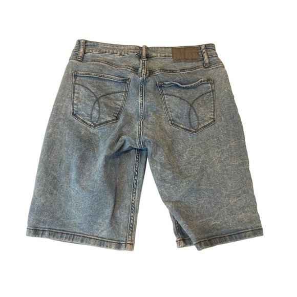 Calvin Klein Women Bermuda Denim Shorts Mid Rise Five Pockets Cotton Blue Size 6 - Picture 2 of 9